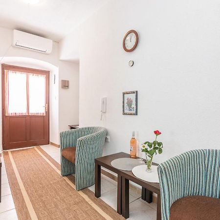 Апартаменты Apartman Knezevic Opric Экстерьер фото