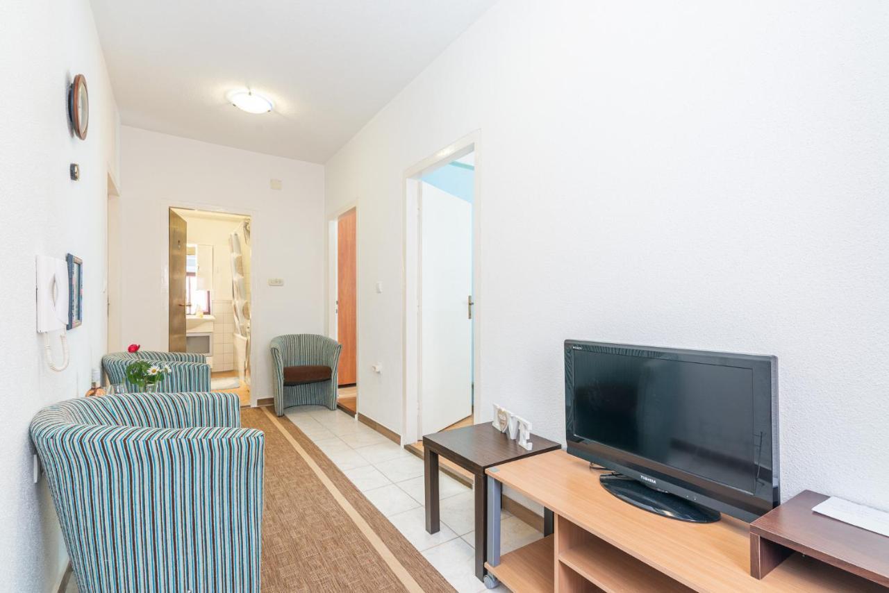 Апартаменты Apartman Knezevic Opric Экстерьер фото