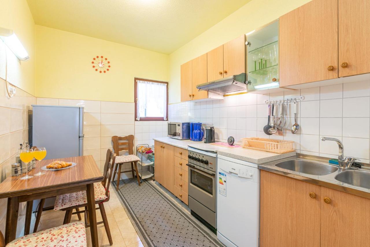 Апартаменты Apartman Knezevic Opric Экстерьер фото
